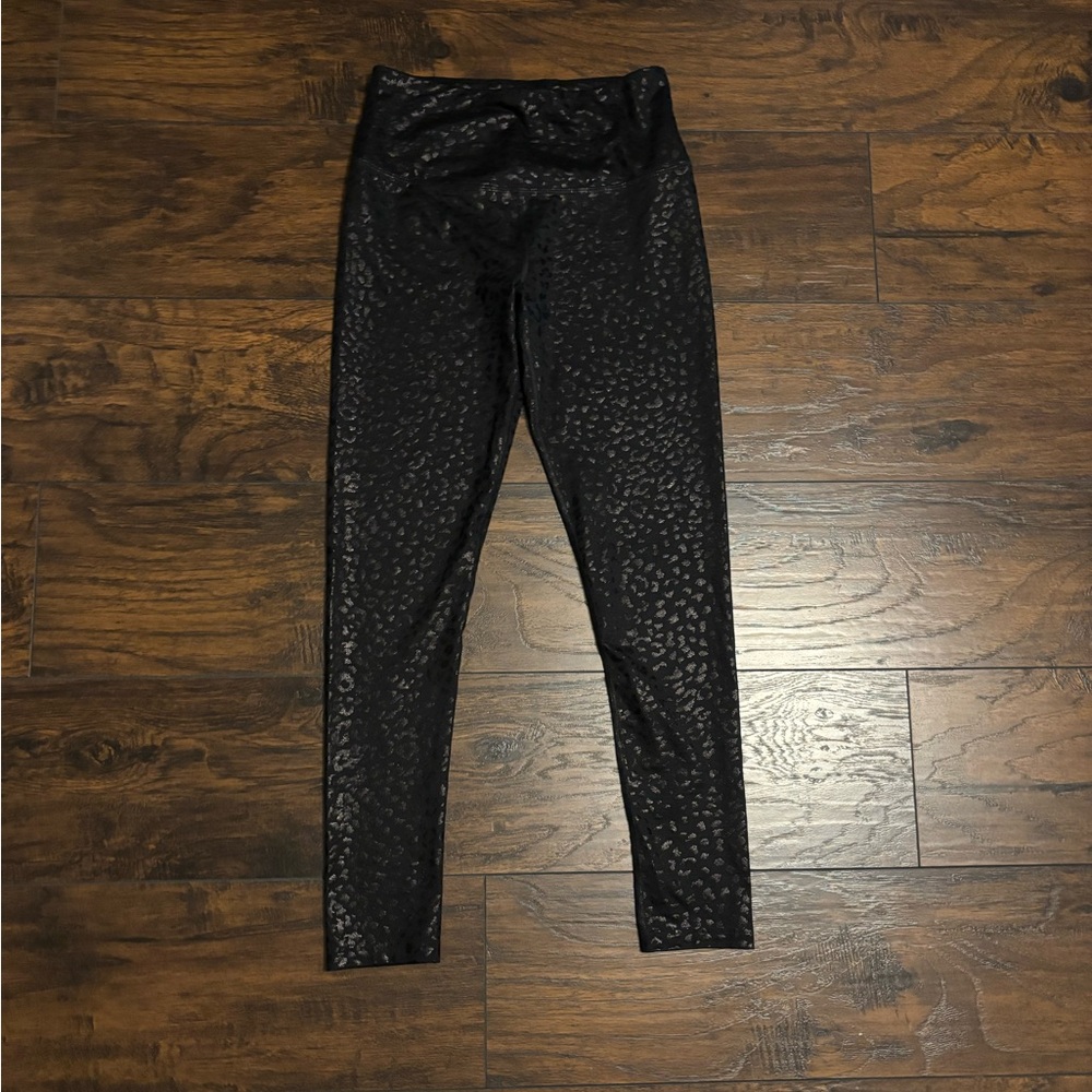 SO Medium Black Cheetah Print Leggings
